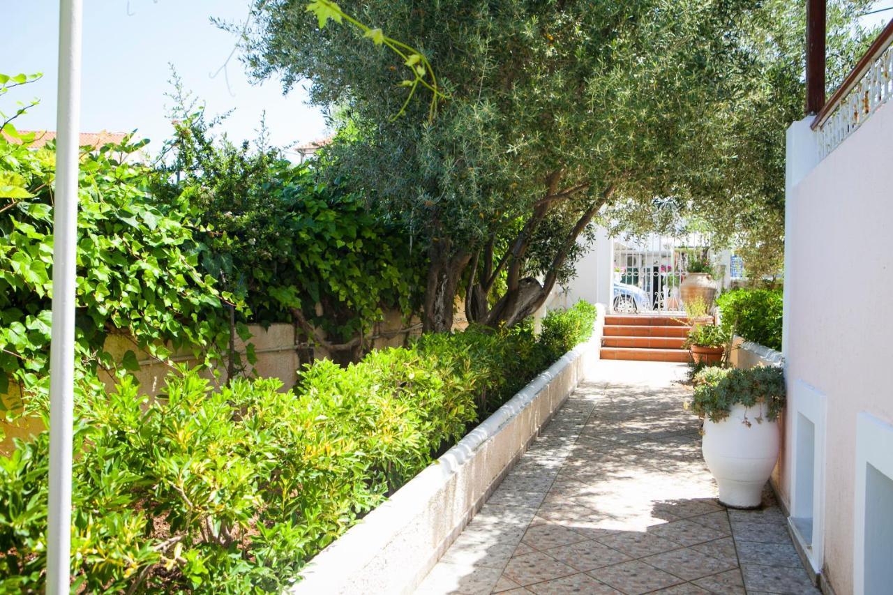 Tzivras Villa & Apartments Lassi  Exterior photo