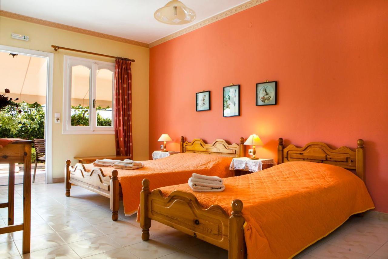 Tzivras Villa & Apartments Lassi  Room photo