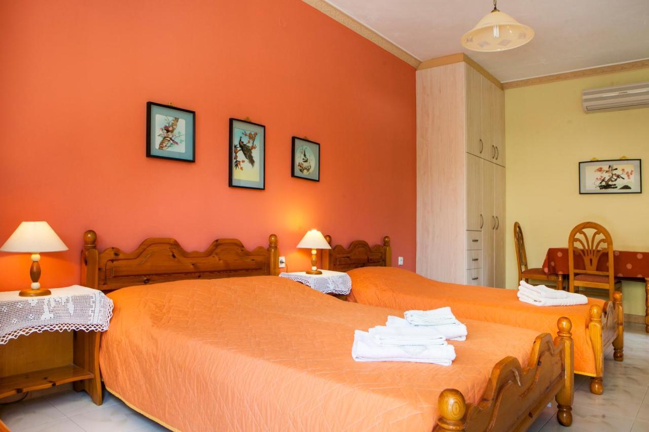 Tzivras Villa & Apartments Lassi  Room photo